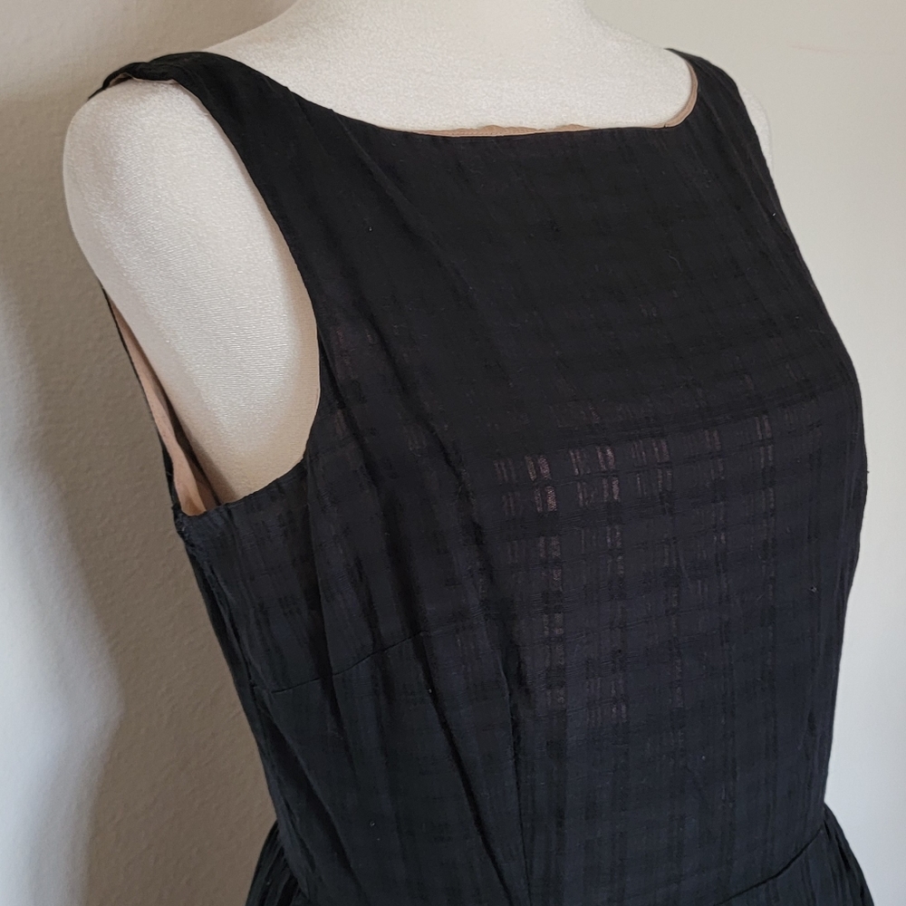 Dress - Picture 3 of 6